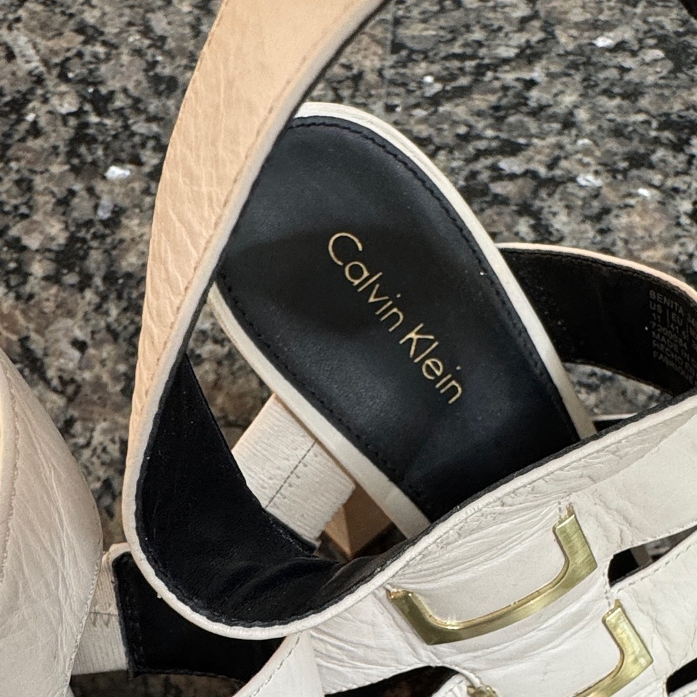 Calvin Klein White chunky Heels with Gold Accents EUC 11 - Picture 14 of 16